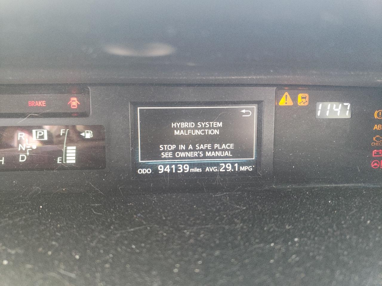 Photo 8 from auction – 2015 TOYOTA PRIUS V with VIN JTDZN3EU9FJ018084