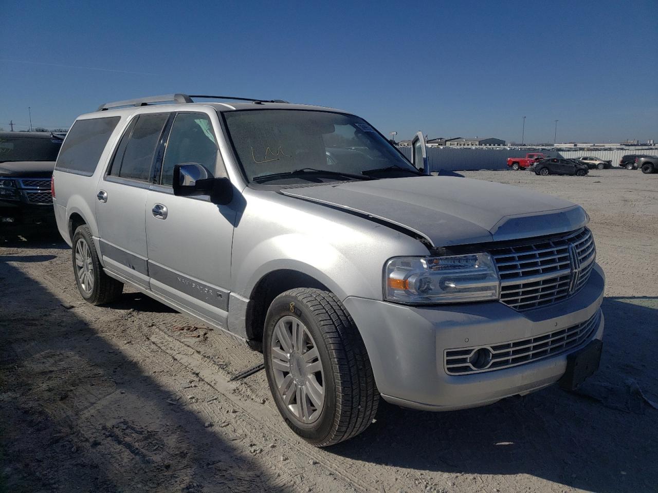 LINCOLN NAVIGATOR 2013 with VIN 5LMJJ3J50DEL03097 - Photo from auction