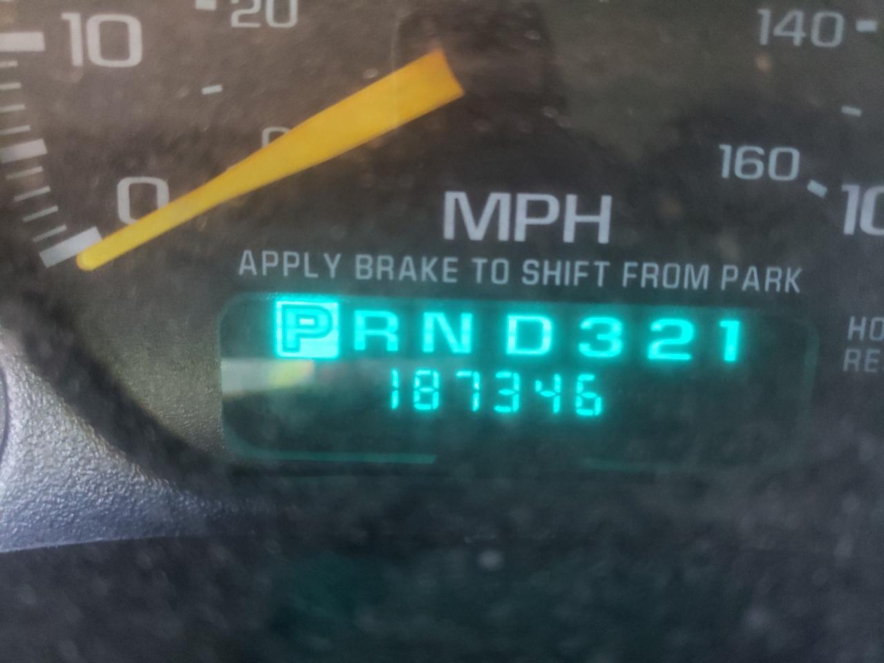 Photo 8 from auction – 2001 CHEVROLET SILVERADO with VIN 2GCEC19V811184563