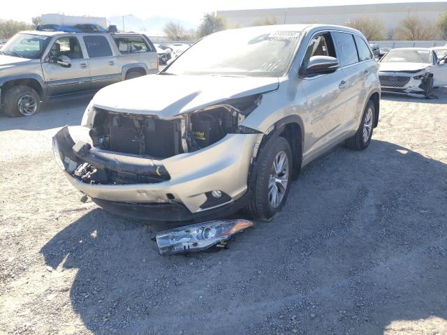 Photo 2 from auction – 2015 TOYOTA HIGHLANDER with VIN 5TDBKRFH1FS220001