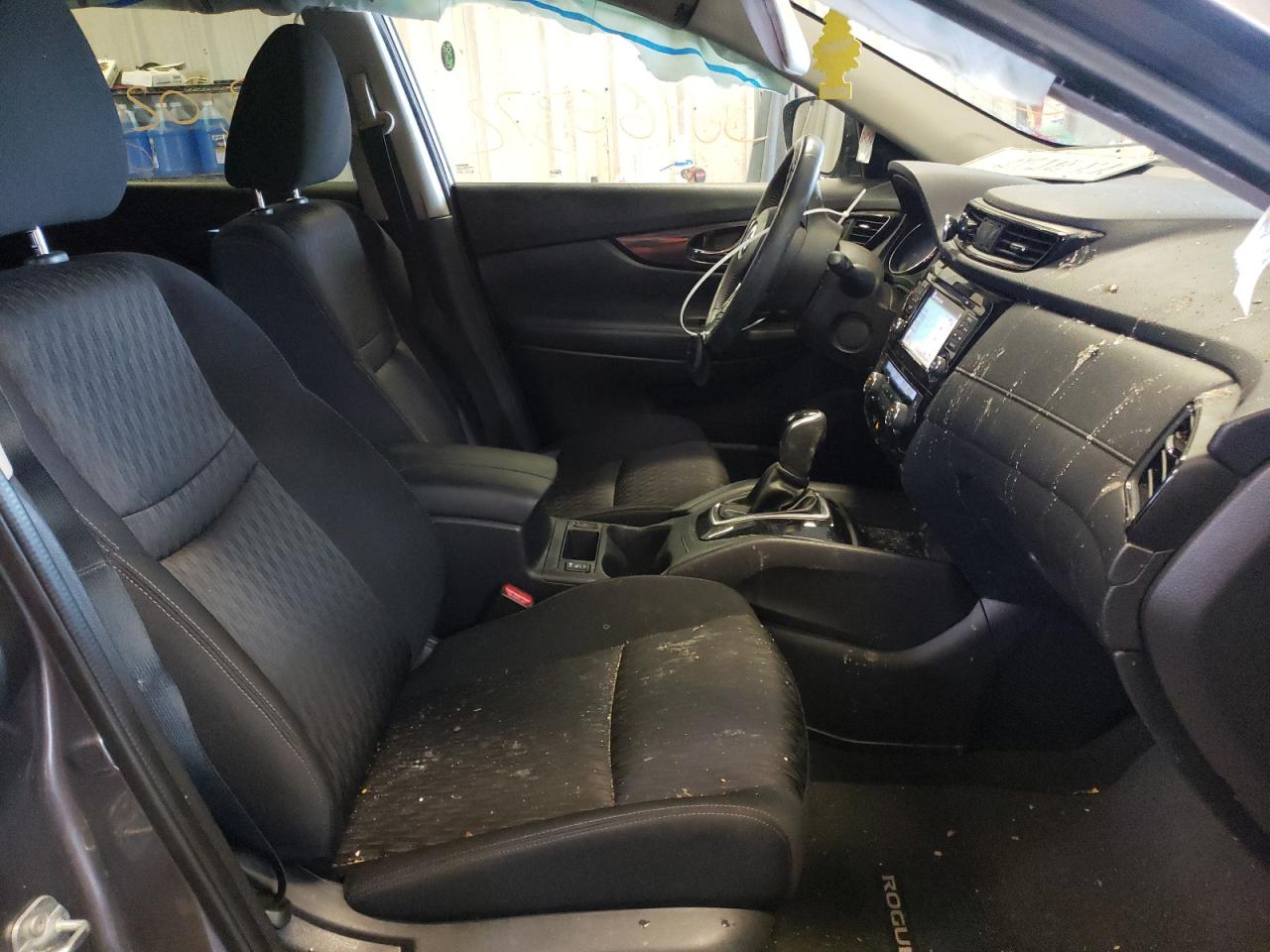 Photo 5 from auction – 2017 NISSAN ROGUE S with VIN KNMAT2MV5HP513275