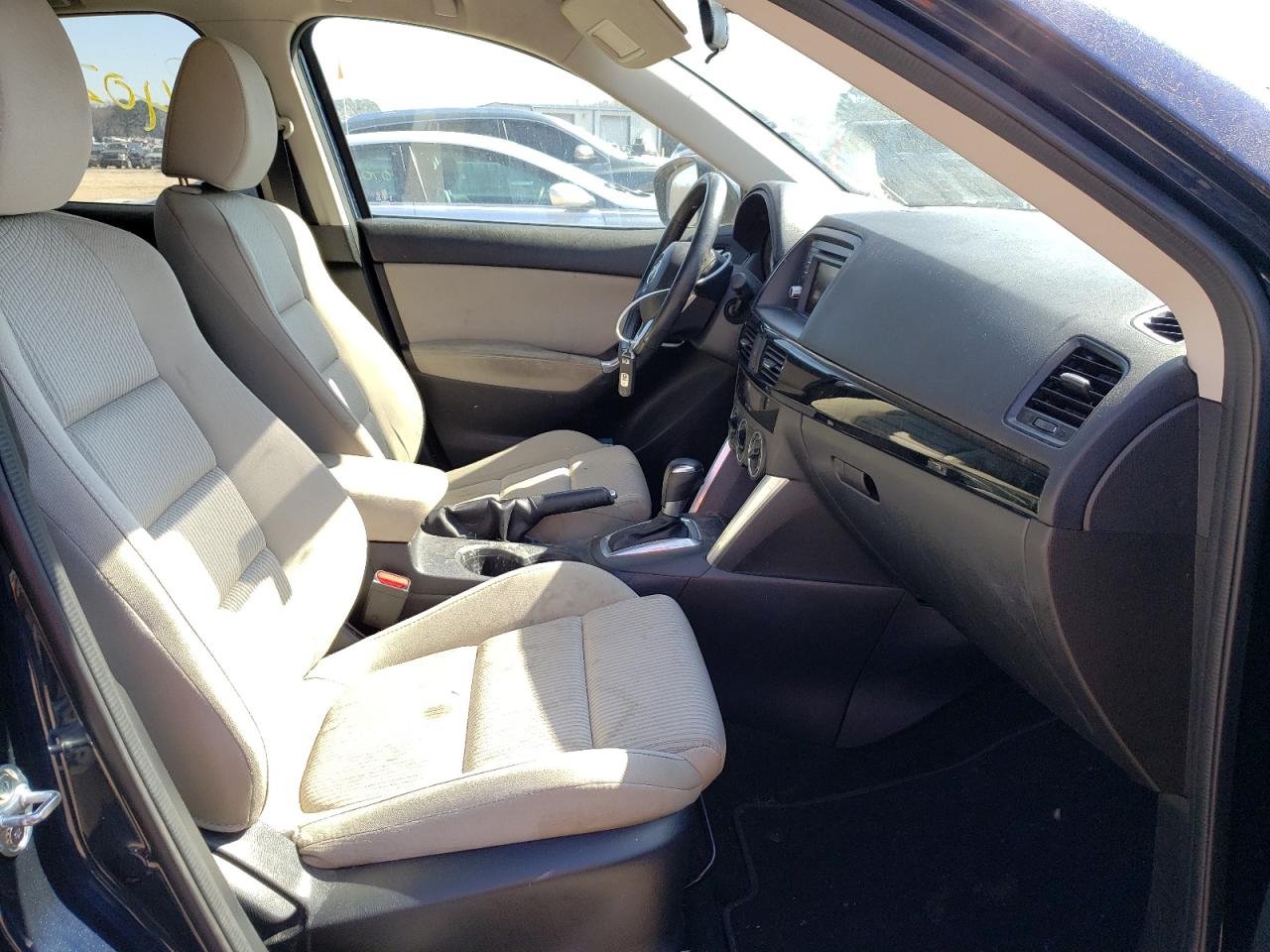 Photo 5 from auction – 2014 MAZDA CX-5 TOURI with VIN JM3KE2CY5E0395573