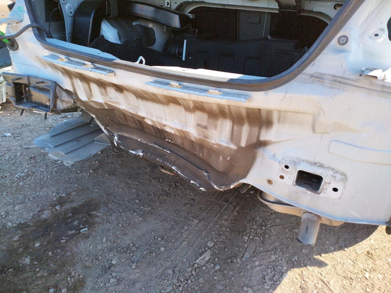 Photo 9 from auction – 2012 HYUNDAI SONATA HYB with VIN KMHEC4A45CA027338