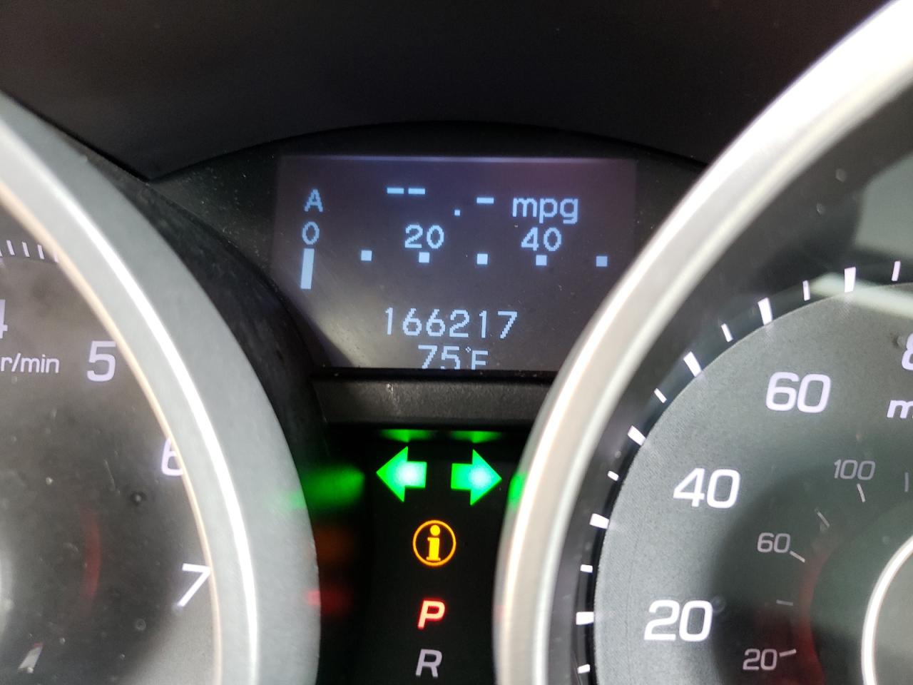 Photo 8 from auction – 2012 ACURA TL with VIN 19UUA9F79CA012753