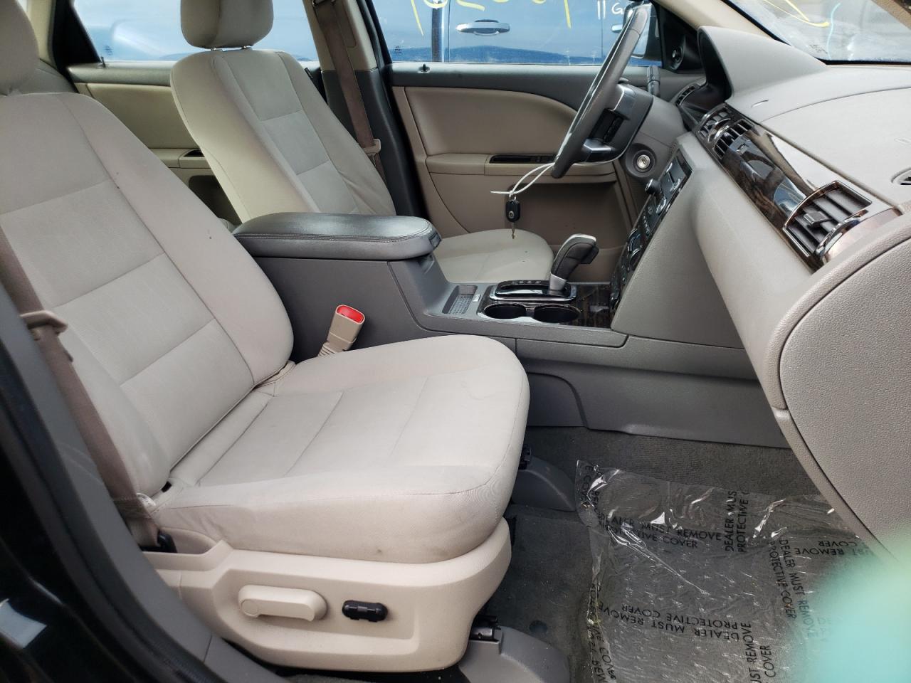 Photo 5 from auction – 2008 MERCURY SABLE LUXU with VIN 1MEHM40W18G626659