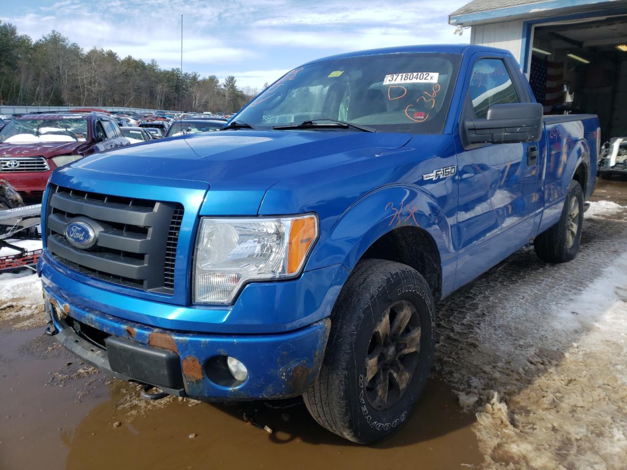 Photo 2 from auction – 2011 FORD F150 with VIN 1FTMF1EF1BFA98765
