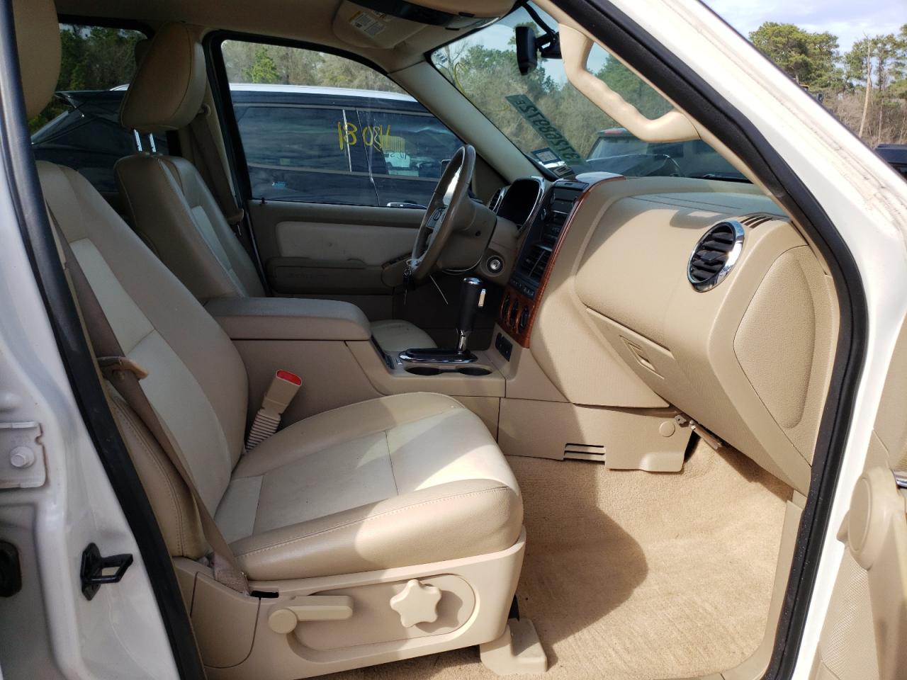 Photo 5 from auction – 2009 FORD EXPLORER E with VIN 1FMEU74E69UA09831
