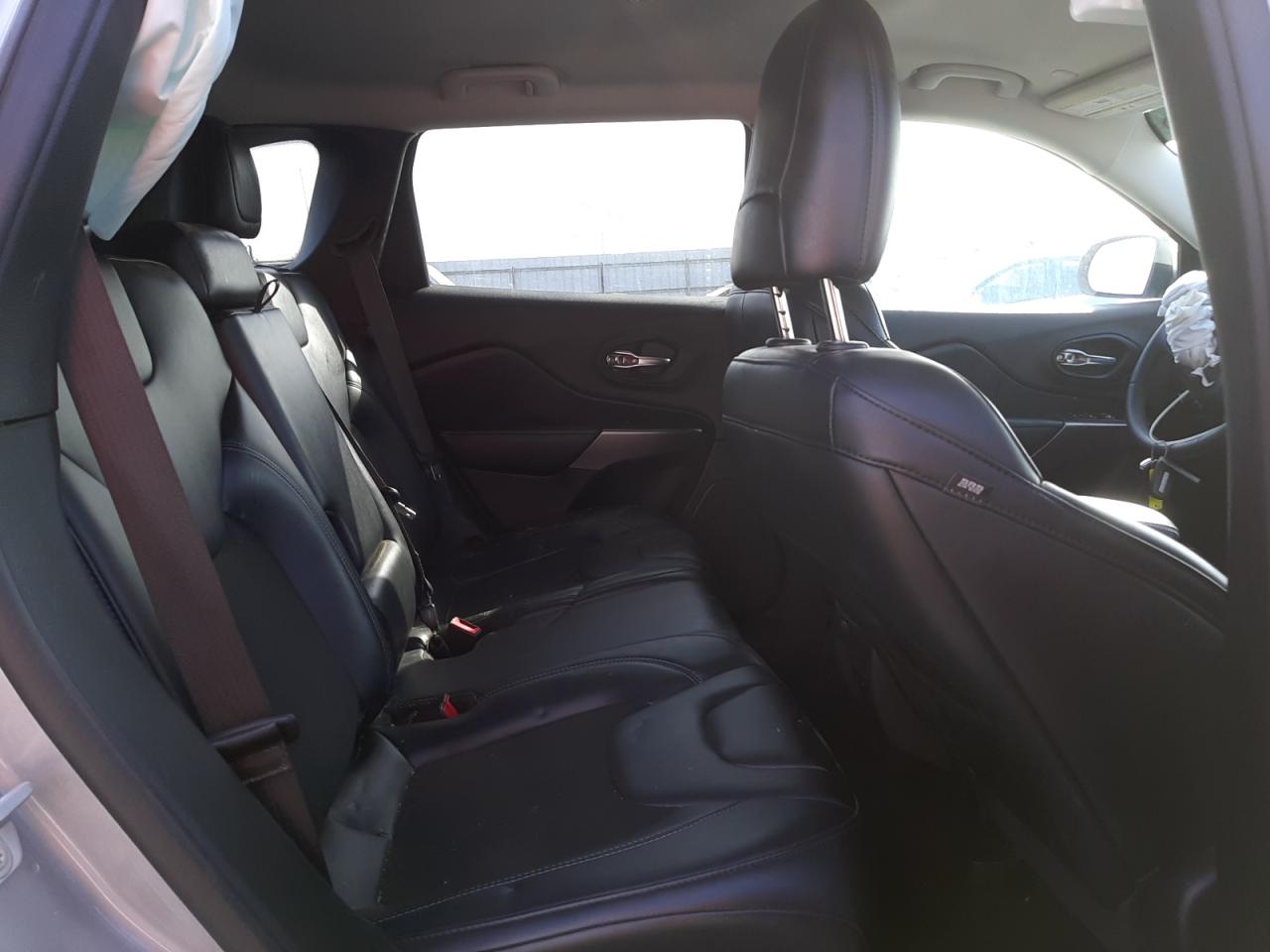 Photo 6 from auction – 2020 JEEP CHEROKEE L with VIN 1C4PJMLB8LD651292