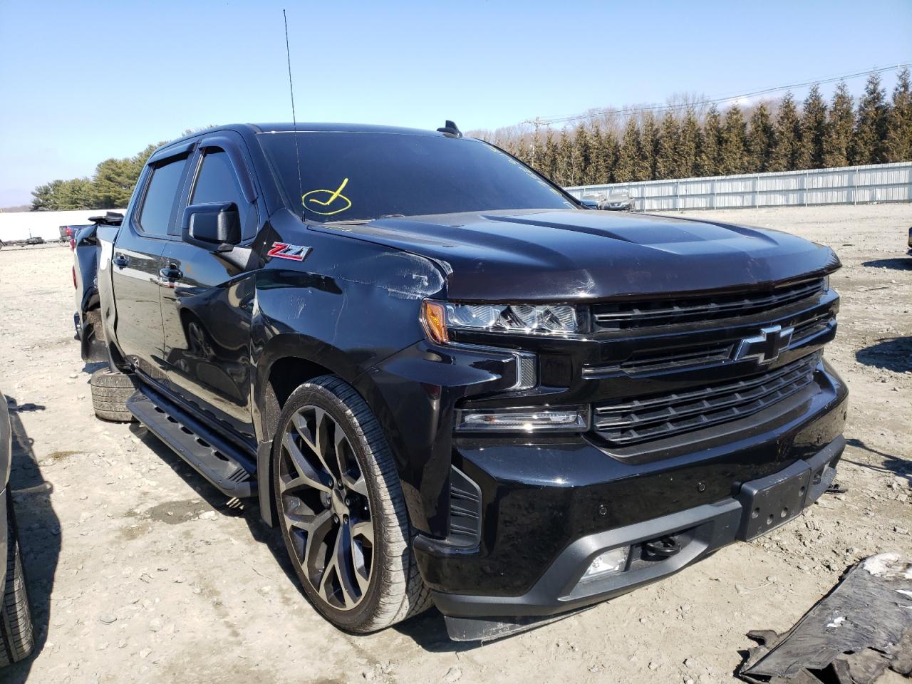 CHEVROLET SILVERADO 2019 with VIN 1GCUYEED7KZ237005 - Photo from auction