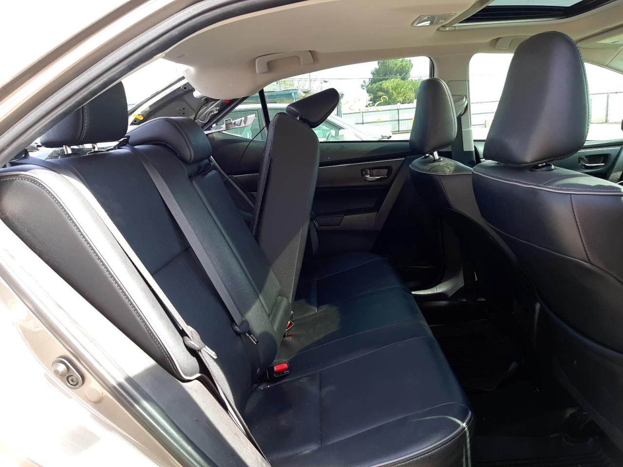 Photo 6 from auction – 2018 TOYOTA COROLLA L with VIN 2T1BURHE8JC054705