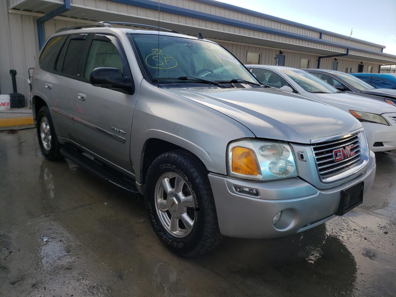 GMC ENVOY 2006 with VIN 1GKDT13S962218192 - Photo from auction