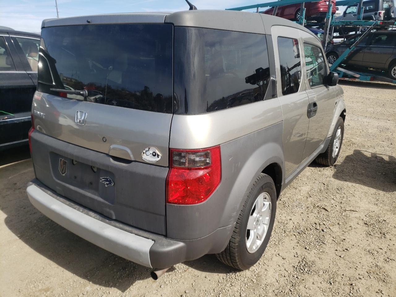 Photo 4 from auction – 2003 HONDA ELEMENT EX with VIN 5J6YH28653L047375