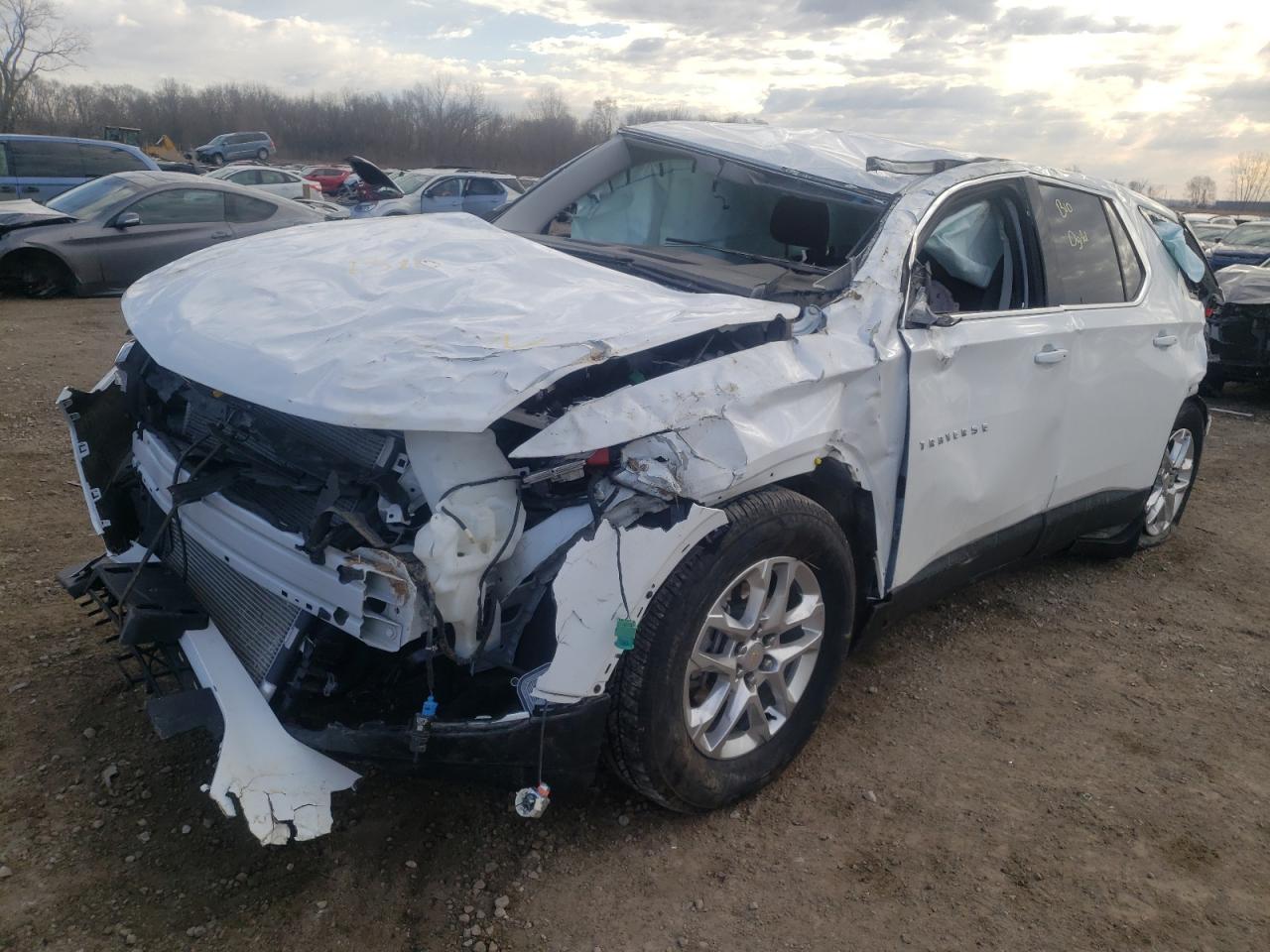 Photo 2 from auction – 2020 CHEVROLET TRAVERSE L with VIN 1GNERFKW0LJ293369