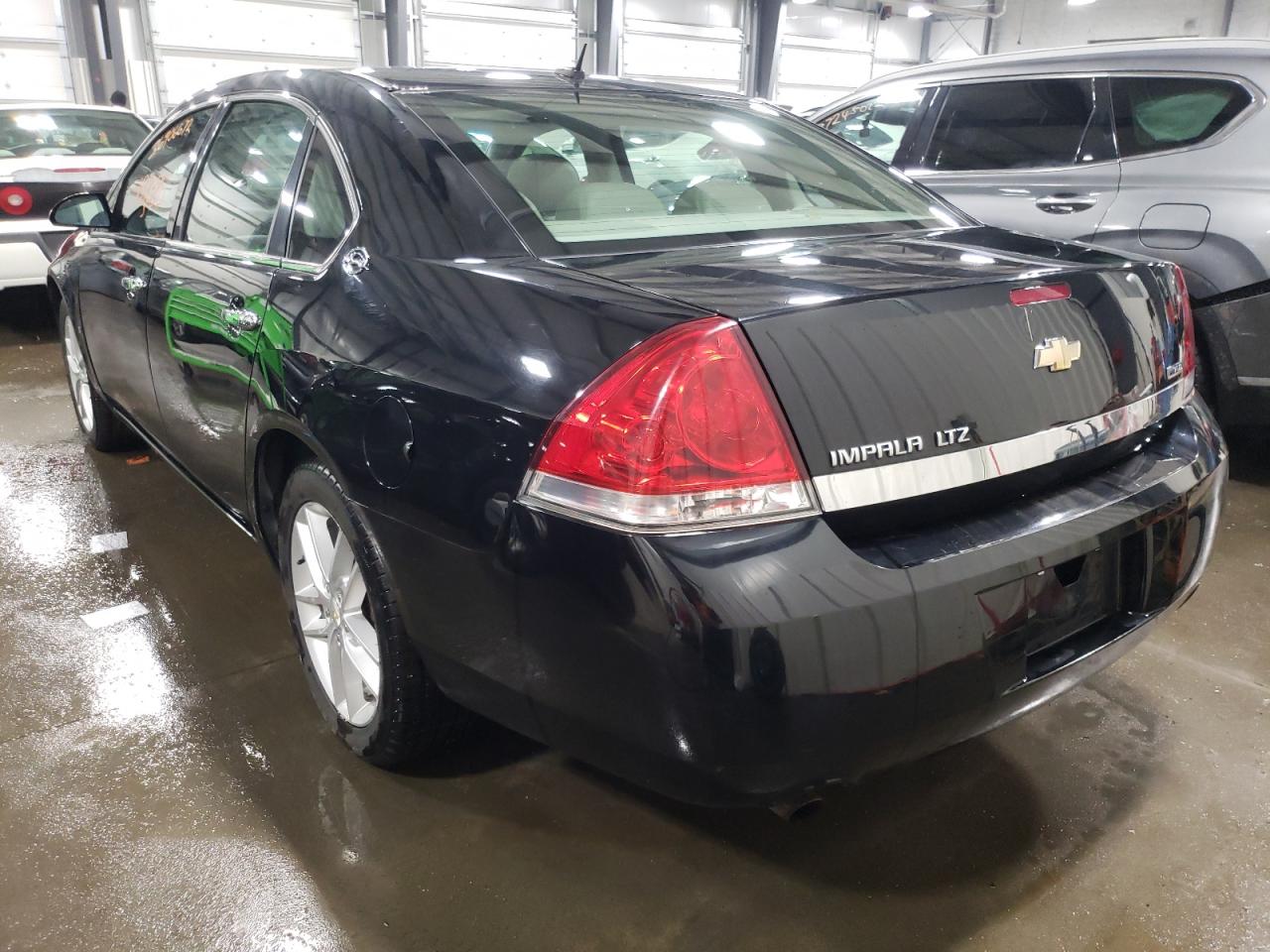 Photo 3 from auction – 2008 CHEVROLET IMPALA LTZ with VIN 2G1WU583389165366