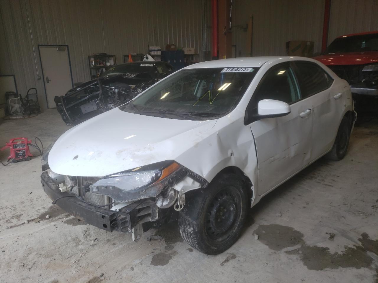 Zdjęcie 2 z aukcji – 2018 TOYOTA COROLLA L z VIN 2T1BURHE2JC032148