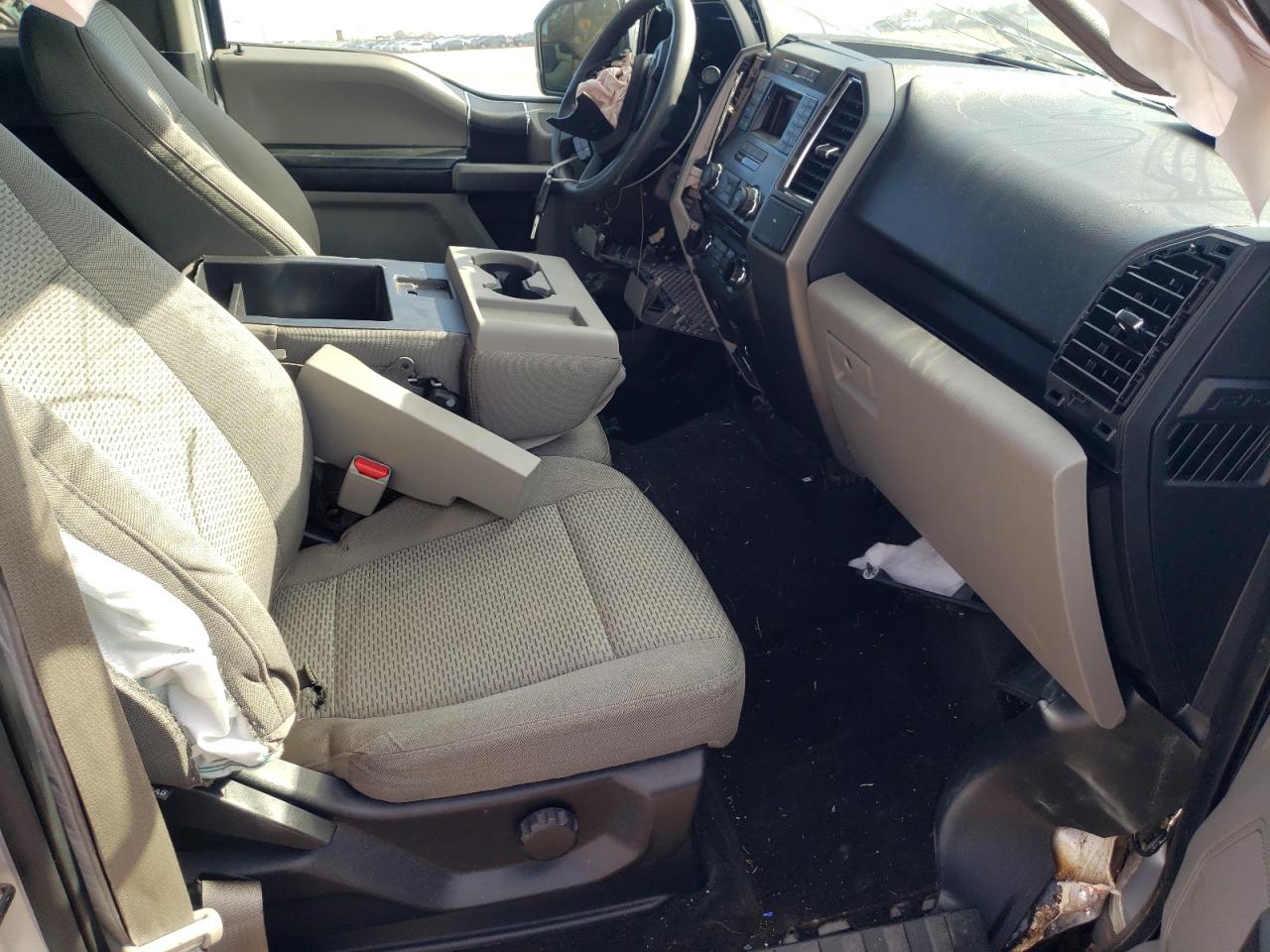 Photo 5 from auction – 2015 FORD F150 SUPER with VIN 1FTEW1CP1FFA40791