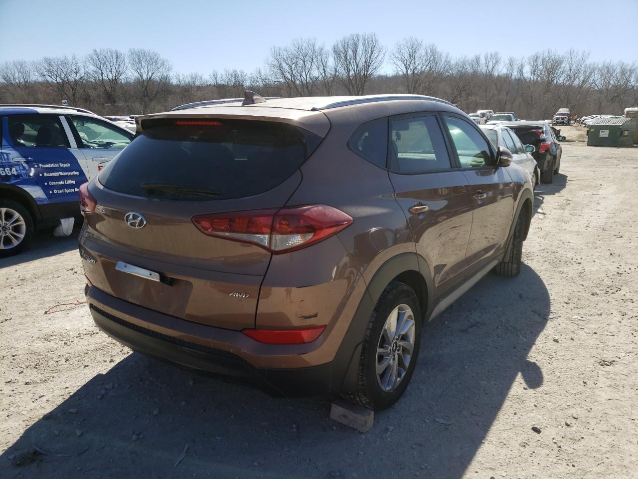 Photo 4 from auction – 2017 HYUNDAI TUCSON LIM with VIN KM8J3CA49HU400976