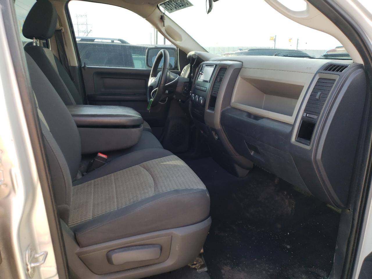 Photo 5 from auction – 2009 DODGE RAM 1500 with VIN 1D3HV18P19S799386