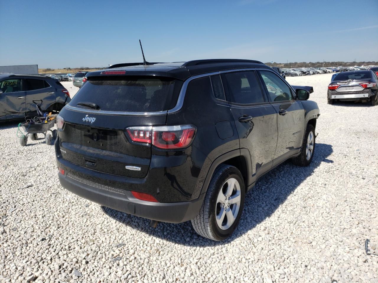 Photo 4 from auction – 2018 JEEP COMPASS LA with VIN 3C4NJDBB2JT423000