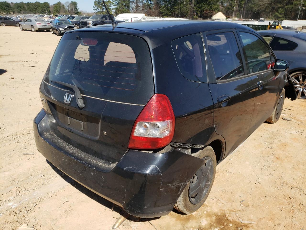 Photo 4 from auction – 2007 HONDA FIT with VIN JHMGD37457S003440