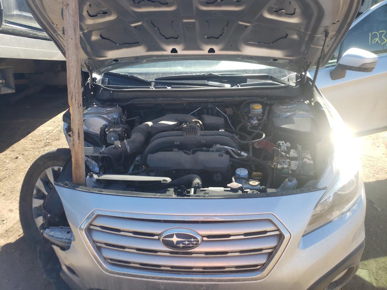 Снимка 7 от търг – 2015 SUBARU OUTBACK 2. с VIN 4S4BSBLC6F3275153