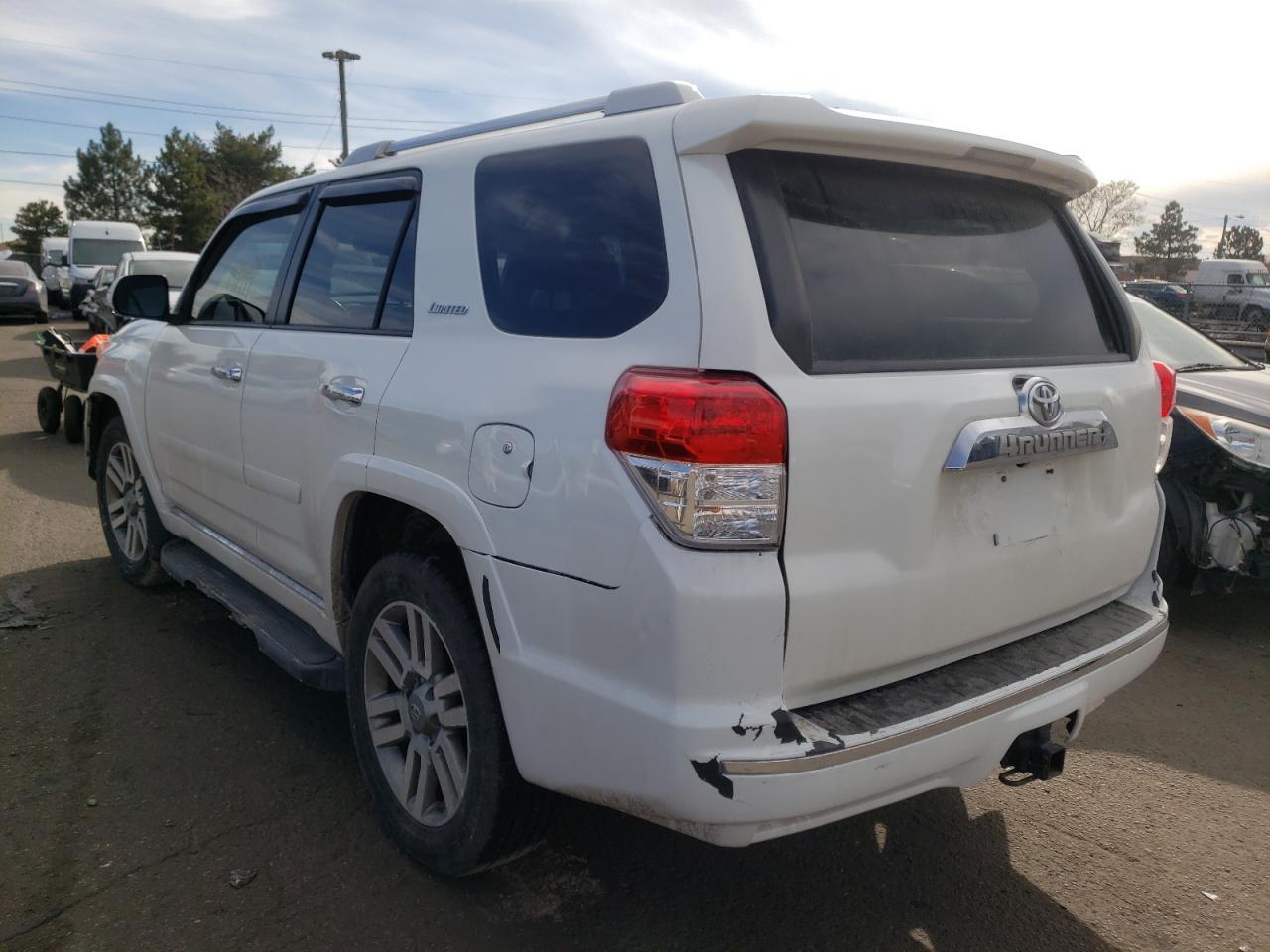 Photo 3 from auction – 2010 TOYOTA 4RUNNER SR with VIN JTEBU5JRXA5010204