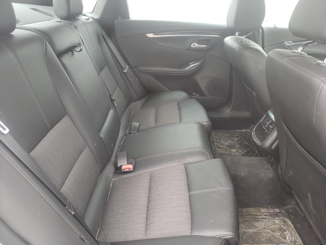 Photo 6 from auction – 2018 CHEVROLET IMPALA LT with VIN 2G1105S39J9160693