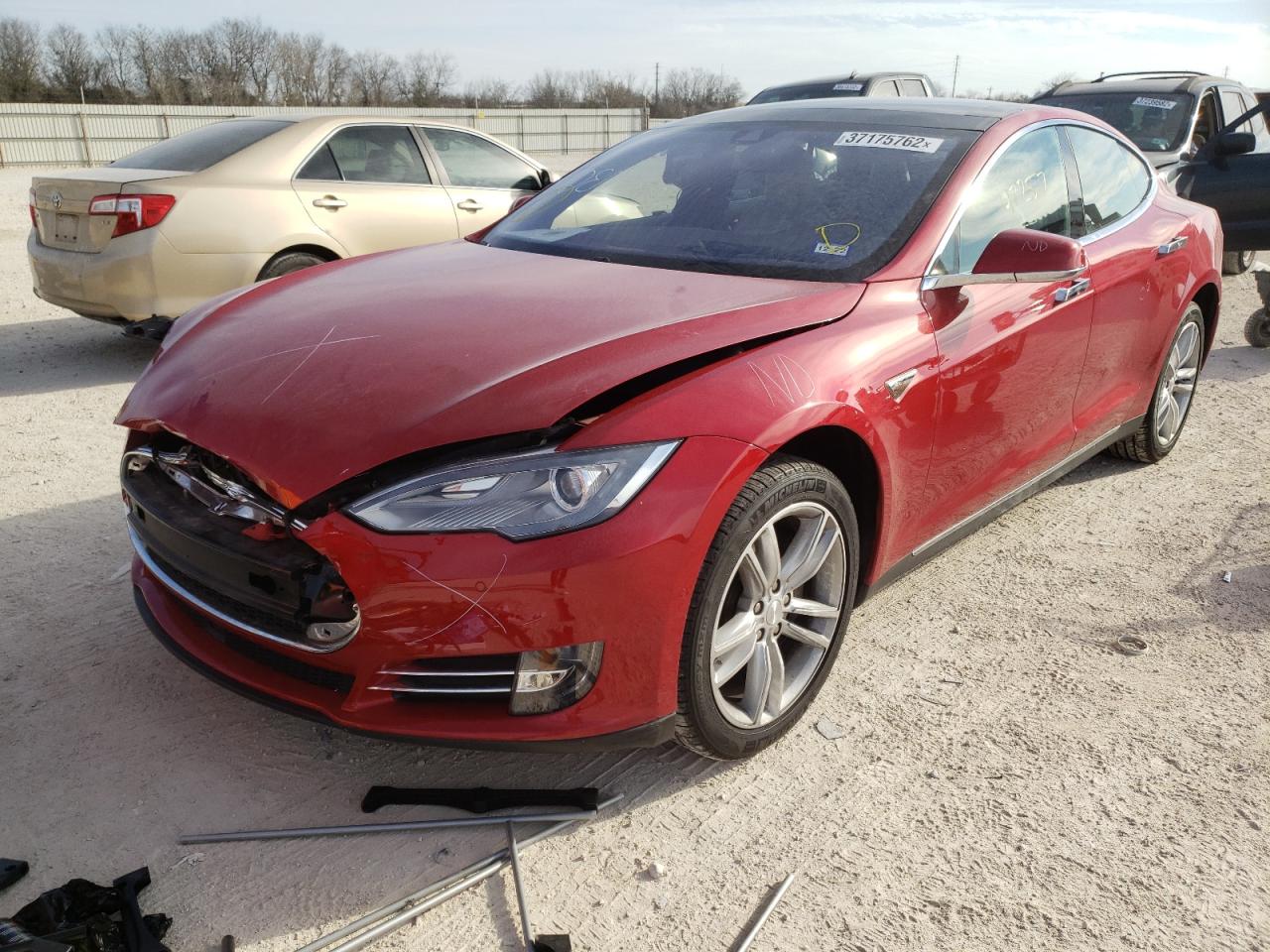 Photo 2 from auction – 2014 TESLA MODEL S with VIN 5YJSA1H17EFP61397