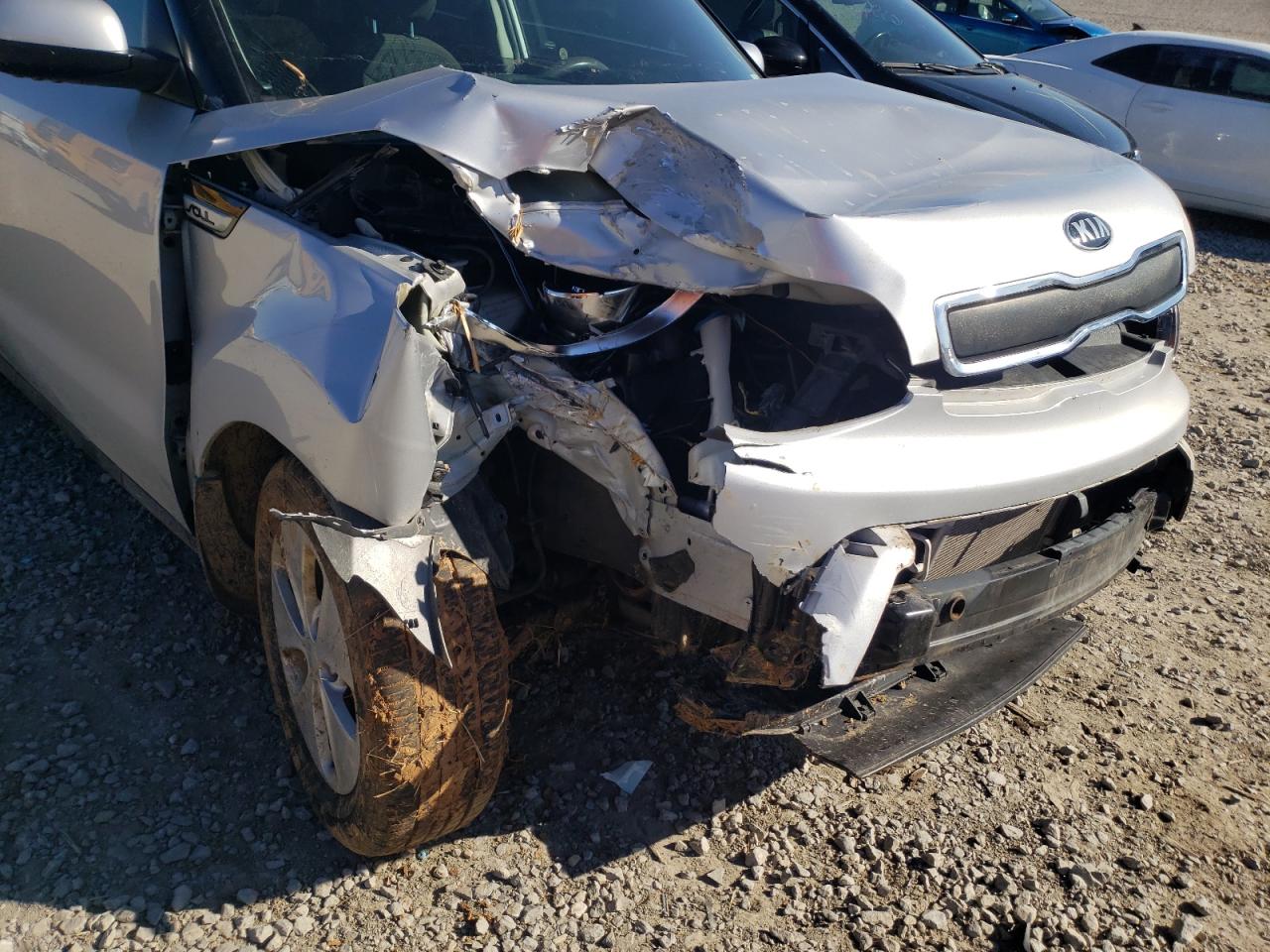 Photo 9 from auction – 2016 KIA SOUL with VIN KNDJN2A26G7832736