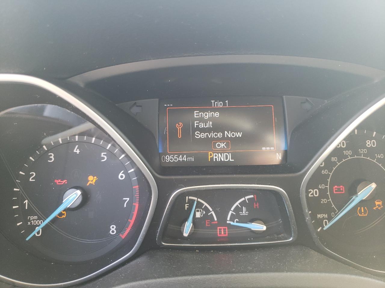 Photo 8 from auction – 2017 FORD FOCUS SE with VIN 1FADP3K26HL223897