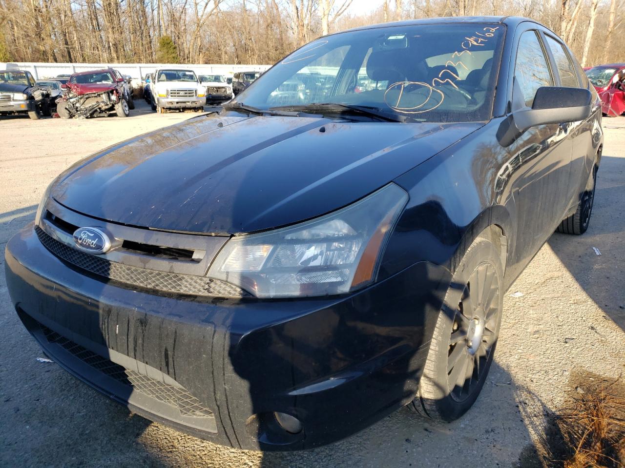 Фото 2 с аукциона – 2011 FORD FOCUS SES с VIN 1FAHP3GN2BW145998