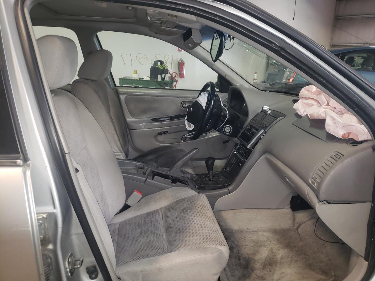 Photo 5 from auction – 2003 NISSAN MAXIMA GLE with VIN JN1DA31D33T507188