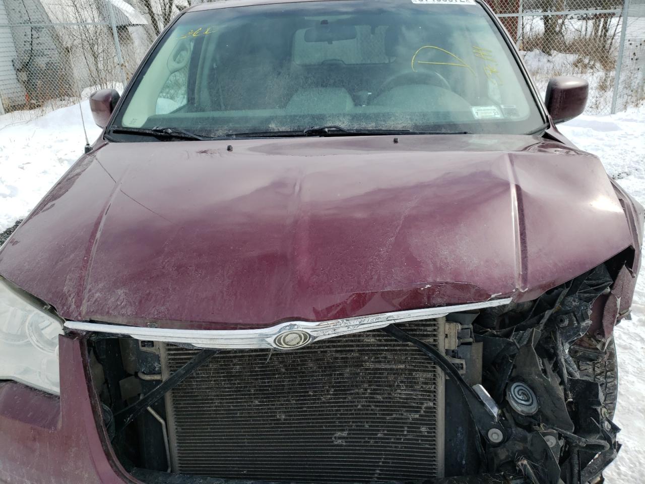 Photo 7 from auction – 2008 CHRYSLER TOWN & COU with VIN 2A8HR54P38R720299