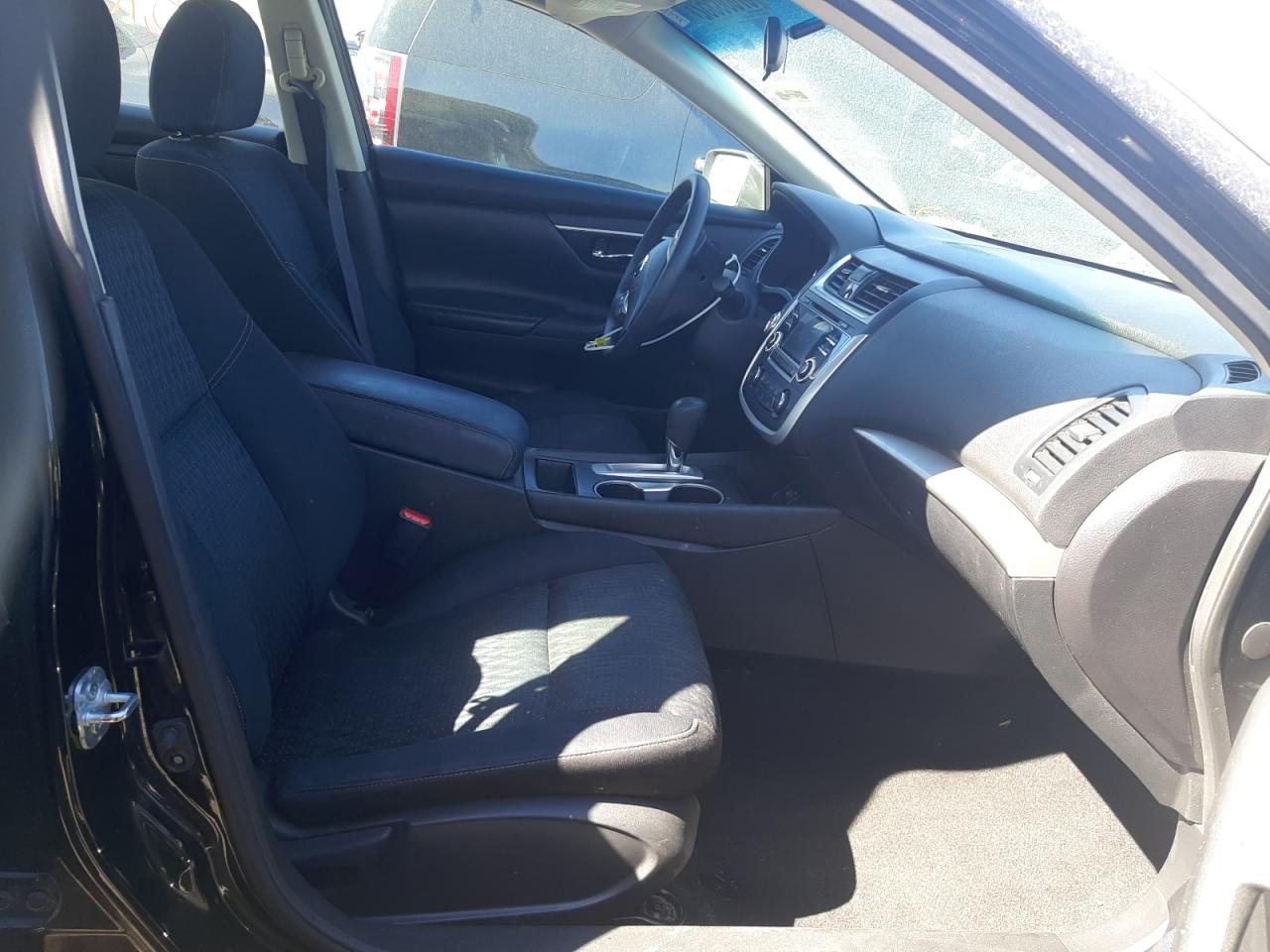 Photo 5 from auction – 2016 NISSAN ALTIMA 2.5 with VIN 1N4AL3AP0GN373535
