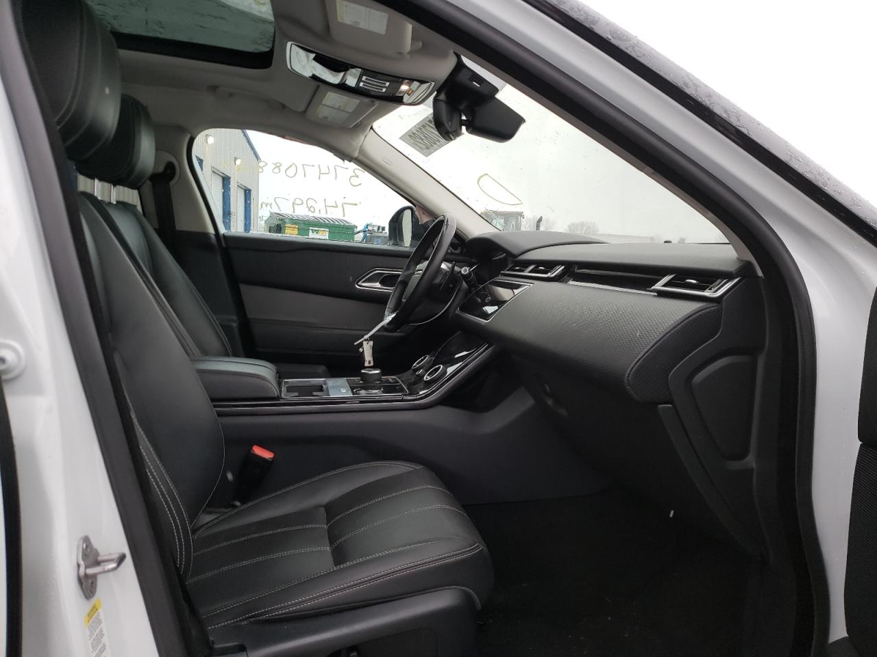 Photo 5 from auction – 2018 LAND ROVER RANGE ROVE with VIN SALYB2RX5JA712095