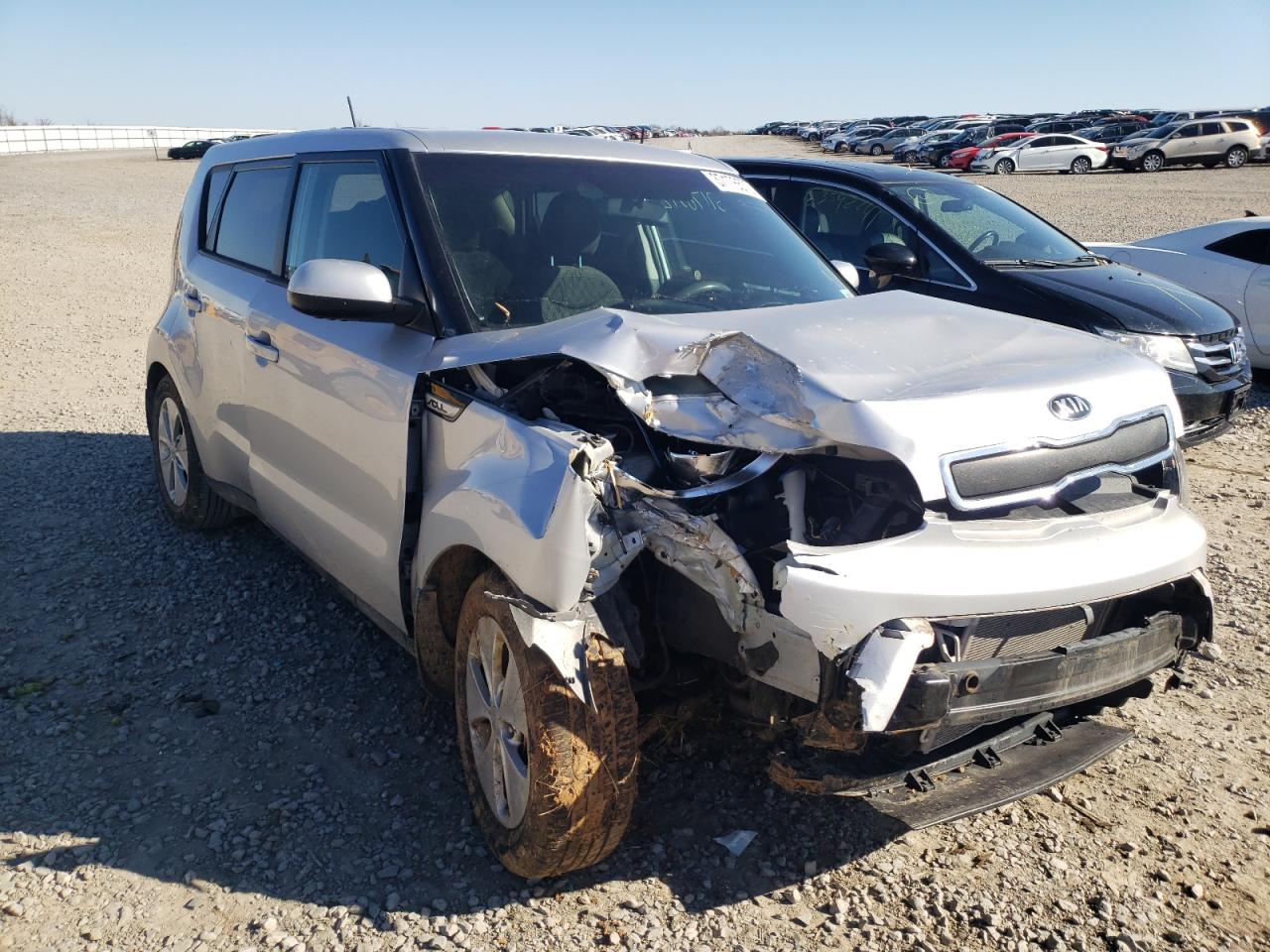 KIA SOUL 2016 with VIN KNDJN2A26G7832736 - Photo from auction