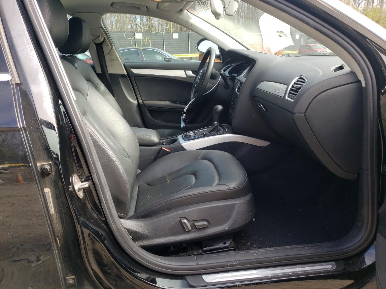 Photo 5 from auction – 2011 AUDI A4 PREMIUM with VIN WAUFFAFL0BN023748