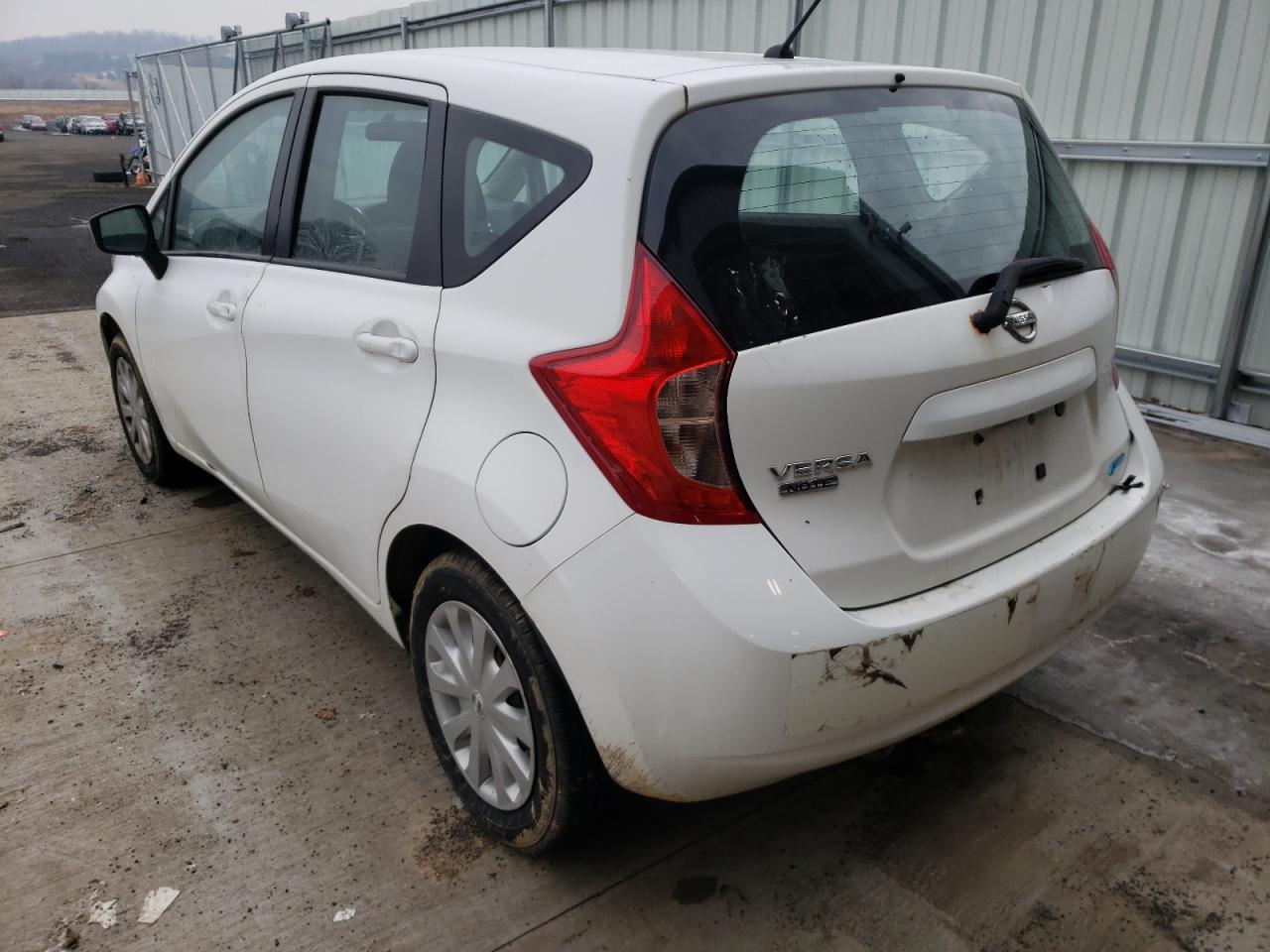 Photo 3 from auction – 2015 NISSAN VERSA NOTE with VIN 3N1CE2CPXFL419930