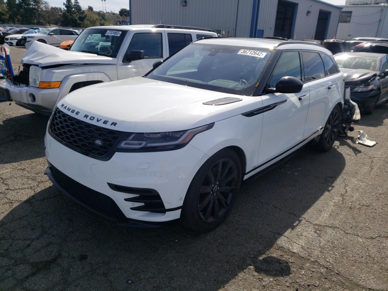 Photo 2 from auction – 2019 LAND ROVER RANGE ROVE with VIN SALYL2FV9KA219103