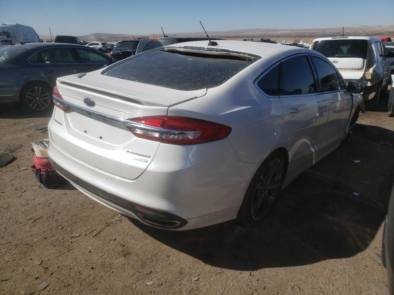 Photo 4 from auction – 2017 FORD FUSION TIT with VIN 3FA6P0K97HR247244