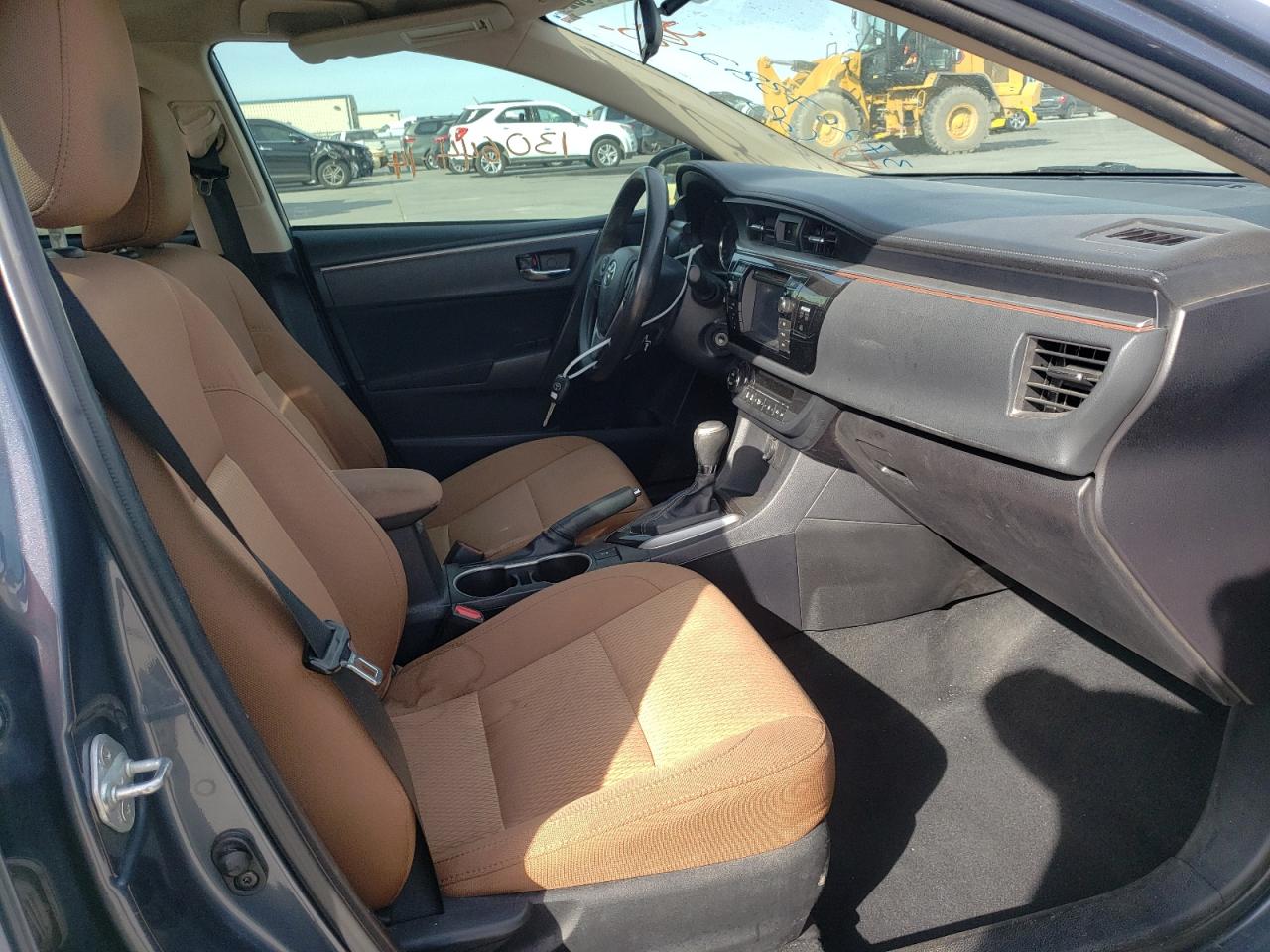 Photo 5 from auction – 2014 TOYOTA COROLLA L with VIN 2T1BURHE0EC005424