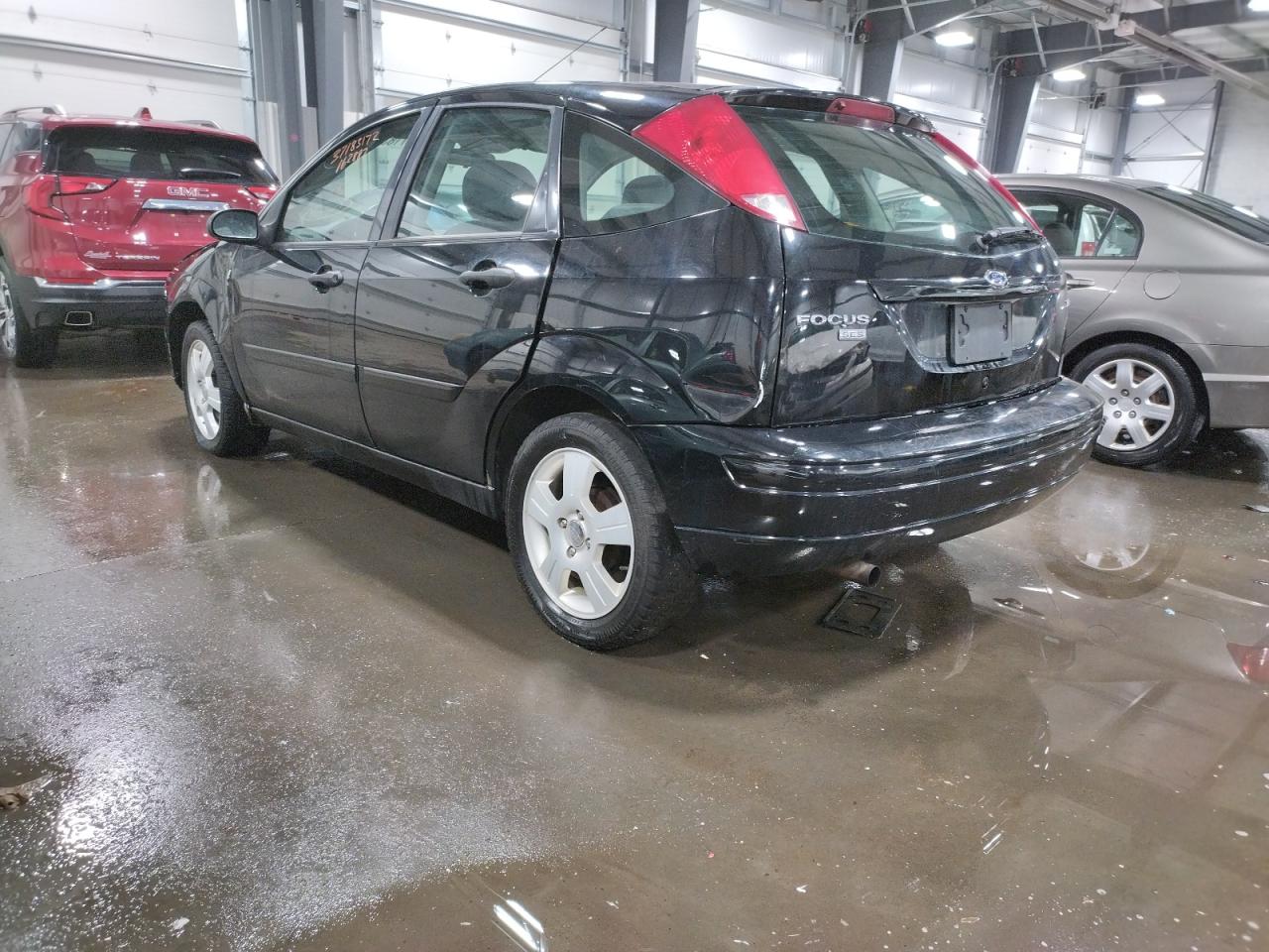 Photo 3 from auction – 2006 FORD FOCUS ZX5 with VIN 1FAFP37N16W166032