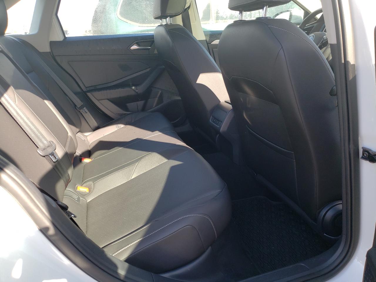 Photo 6 from auction – 2019 VOLKSWAGEN JETTA with VIN 3VWC57BU9KM266489