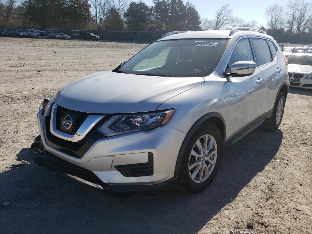 Photo 2 from auction – 2017 NISSAN ROGUE S with VIN KNMAT2MT7HP601114