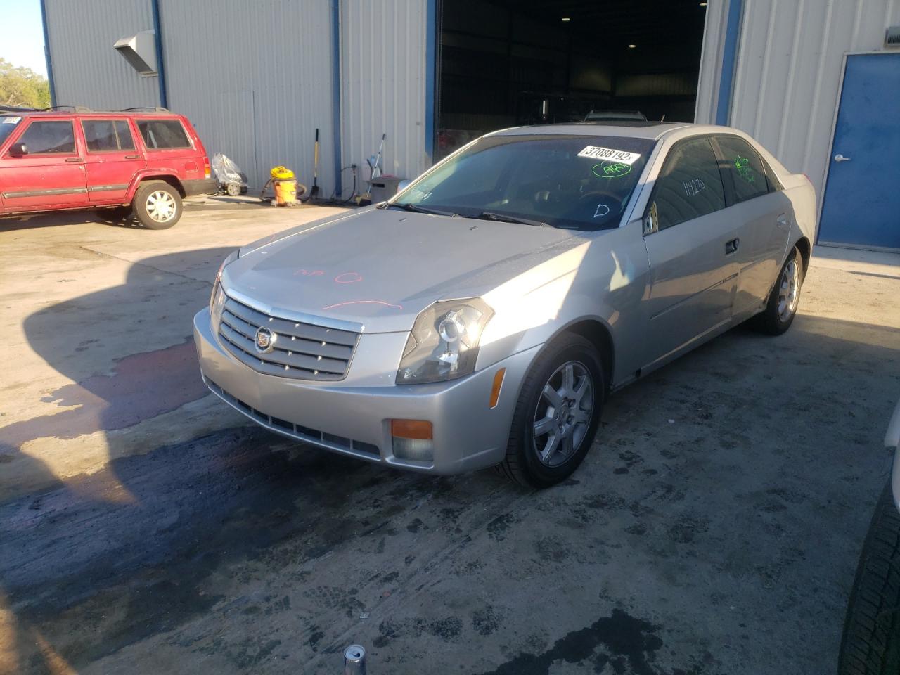 Photo 2 from auction – 2005 CADILLAC CTS HI FEA with VIN 1G6DP567450178437