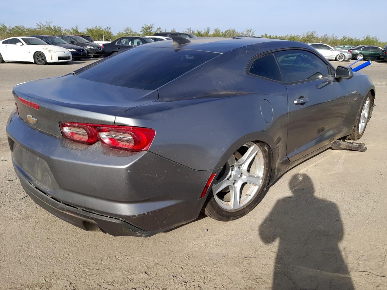 Photo 4 from auction – 2019 CHEVROLET CAMARO LS with VIN 1G1FB1RX3K0113091