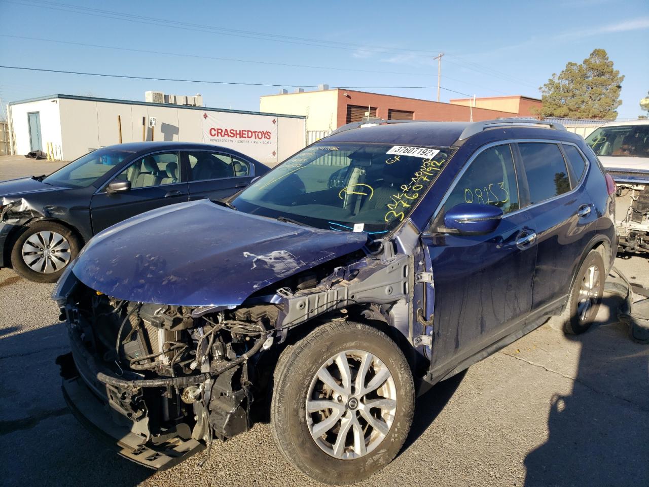 Photo 2 from auction – 2017 NISSAN ROGUE S with VIN KNMAT2MT3HP571867