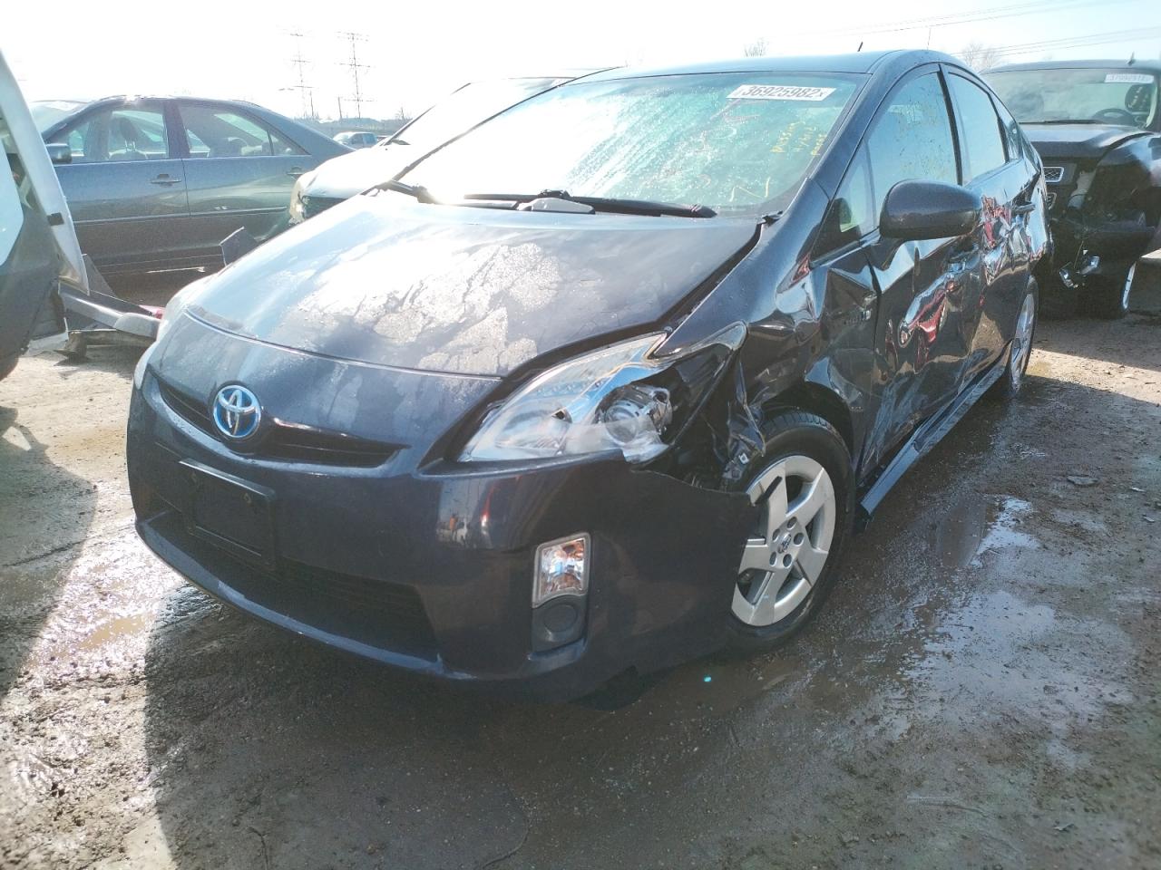 صورة رقم 2 من المزاد - 2011 TOYOTA PRIUS مع VIN JTDKN3DU1B0272052