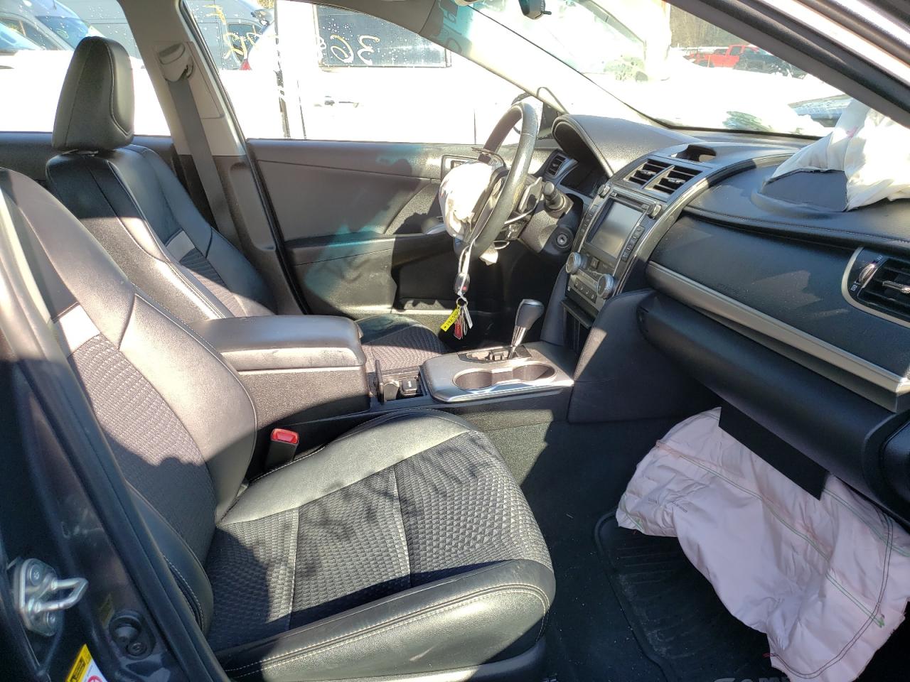Photo 5 from auction – 2014 TOYOTA CAMRY L with VIN 4T1BF1FK5EU473376