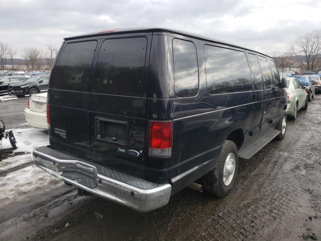 Photo 4 from auction – 2011 FORD ECONOLINE with VIN 1FBSS3BL8BDA94365